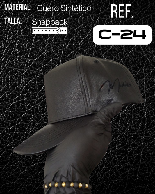 Gorra En Cuero Medallo (negra)